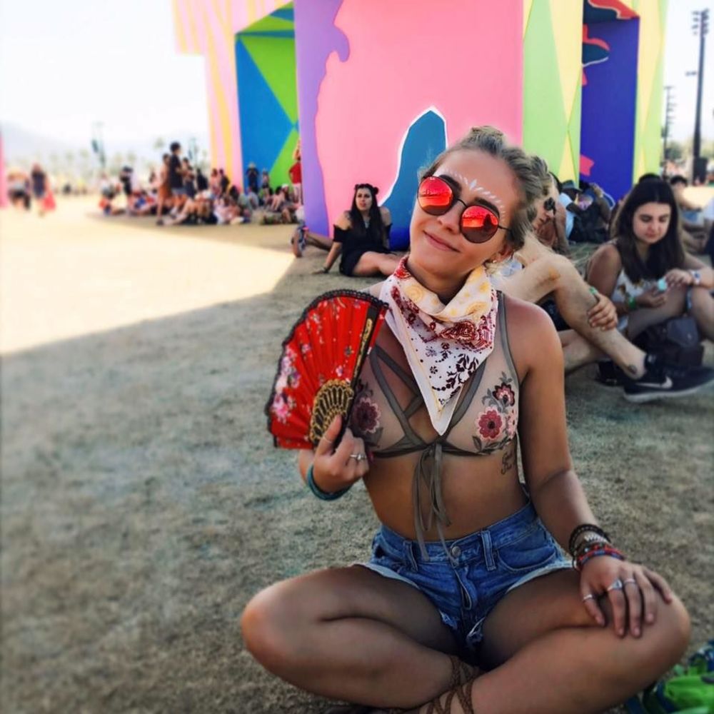 Meet your Posher, Sabrina